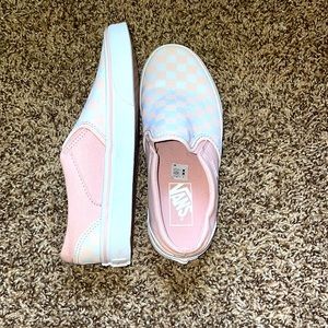 pink checkered vans
